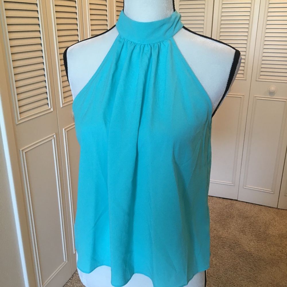 🎉 Cute Halter top from Bisou Bisou 🦋 - Picture 3 of 8